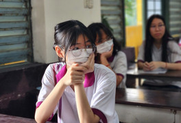 Trường đại học đột ngột dừng tuyển sinh, thí sinh 'rơi vào thế khó'