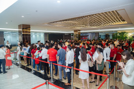 Vinhomes tung chính sách hấp dẫn, nhà đầu tư chớp cơ hội mua căn hộ cao cấp The Zurich
