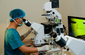 Con đầu lòng mắc bệnh hiếm 500.000 ca mới có một, mẹ ám ảnh không dám sinh thêm