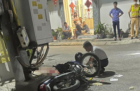 Hai xe máy tông nhau trong đêm, 4 người thương vong