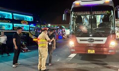 Chuyên gia: Cấm lái ô tô liên tục quá 3 giờ ban đêm sẽ làm tăng nguy cơ tắc đường ban ngày
