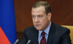 Ông Medvedev: Nga đủ mạnh để đạt mọi mục tiêu quân sự ở Ukraine
