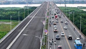 Ngắm nhìn cầu Vĩnh Tuy giai đoạn 2 băng băng về đích