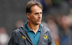 Đối thủ của Man Utd sa thải HLV sát mùa giải