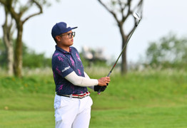 Chặng 2 Giải Vô địch Golf Quốc gia 2023: Nguyễn Nhất Long vươn lên ngôi đầu bảng