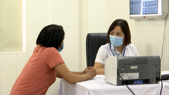 Ngứa ngáy toàn thân, đi khám mới biết bị nhiễm giun đũa chó mèo