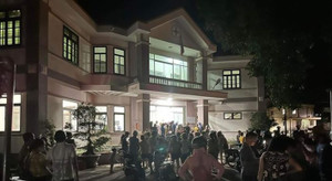 Yêu cầu báo cáo vụ dân 'vây' trụ sở điện lực do nghi bị trộm thông tin cá nhân