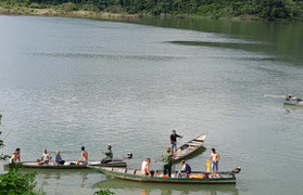 Lật ghe chở 8 người trên lòng hồ thủy điện ở Quảng Nam: Tìm thấy thi thể nạn nhân mất tích
