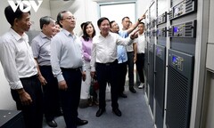 Tổng Giám đốc VOV Đỗ Tiến Sỹ thăm cán bộ, nhân viên Đài phát sóng Đồng Đế, Khánh Hòa