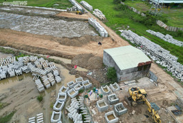 Đồng Nai: Cây cầu 1.500 tỷ đồng khởi công hơn nửa năm vẫn ‘nằm im’