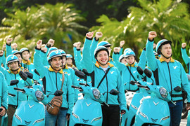 Dịch vụ gọi xe máy điện Xanh SM Bike ra mắt tại Hà Nội