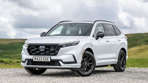 Những ô tô giảm giá mạnh trong tháng 8