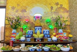 Văn khấn mùng 1 tháng 7 cúng thần linh và gia tiên chi tiết nhất