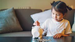 Nên ứng xử thế nào khi con cái xin tiền tiêu vặt?