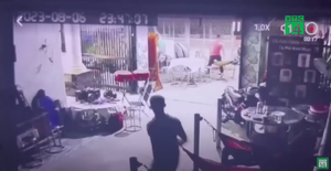 Xin tiền bất thành, nhóm thanh thiếu niên xông vào đám tang chém người