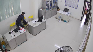 'Đạo chích' có 7 tiền án lẻn vào trường học trộm tài sản