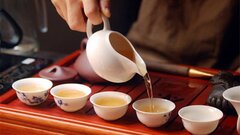 Uống trà nóng hay mát tốt cho sức khỏe hơn?