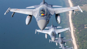 Ukraine sắp sở hữu F-16, tướng Mỹ nói không nên lạc quan quá sớm