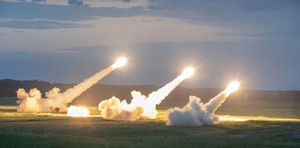 Vì sao Nga dồn dập bắn tên lửa vào sâu lãnh thổ Ukraine?