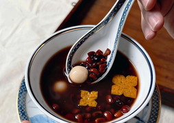 Tại sao lại ăn chè đậu đỏ trong ngày Thất tịch?