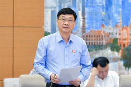 Bỏ quy định bắt buộc giao dịch bất động sản qua sàn