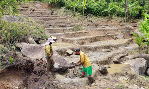 Tiền dành cho người nghèo 'bị nhốt' trong kho bạc: Nhiều dự án nằm im trên giấy