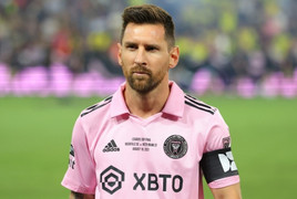 Giá vé xem Messi thi đấu tăng gấp 10 lần