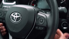 Giải mã các nút bấm trên ô tô nhiều tài xế không biết