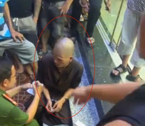 Bình Định: Giả danh thầy tu cướp tiệm vàng