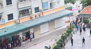 Hà Nội: Người đàn ông rơi từ tầng cao chung cư Kim Văn - Kim Lũ