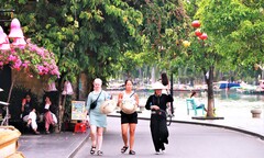 Phố cổ Hội An lưa thưa du khách trong ngày đầu nghỉ lễ Quốc khánh