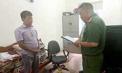 Bắt giữ cán bộ văn phòng đăng ký đất đai tại Cao Bằng