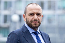 Có Bộ trưởng Quốc phòng mới, Ukraine sẽ 'thay đổi cách tiếp cận' với Nga?