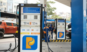 Giá xăng dầu hôm nay 4/9: Tiếp tục leo thang