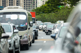 Giao thông ngày cuối nghỉ lễ: Hà Nội ùn tắc, TP.HCM thông thoáng