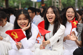 23 triệu học sinh cả nước khai giảng năm học mới 