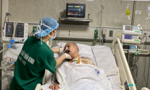 Cú ngã xe đẩy người phụ nữ không chồng con đến bước đường cùng