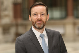 Uống trà chiều, làm bánh cùng Đại sứ Anh tại Lễ hội Vương quốc Anh