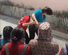 Vừa vào năm học mới, nữ sinh ở Nghệ An đã đánh nhau 