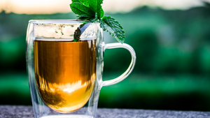 Điều gì xảy ra nếu bạn uống 4 tách trà mỗi ngày?