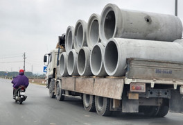 Bộ GTVT sửa quy định ngăn xe chở cuộn thép, ống bê tông chằng buộc cẩu thả