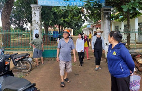 Bố mẹ chê trường xa, 38 học sinh Gia Lai chưa được tới lớp