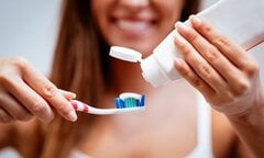 Đánh răng 1 lần/ngày có sao không?