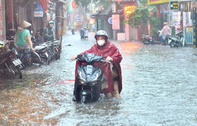 Miền Bắc bước vào đợt mưa lớn kéo dài hai ngày, có nơi trên 180 mm