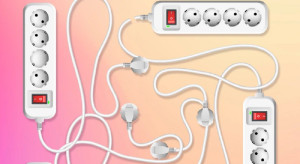 Đố bạn: Có thể sạc mấy điện thoại cùng lúc từ các ổ cắm này?