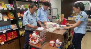 Thu giữ hơn 470 bánh trung thu không rõ nguồn gốc xuất xứ ở TP.HCM