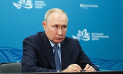 Tổng thống Putin cáo buộc phương Tây phá hủy hệ thống kinh tế toàn cầu