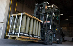 Mỹ chi hơn 100 tỷ USD để hỗ trợ Ukraine 