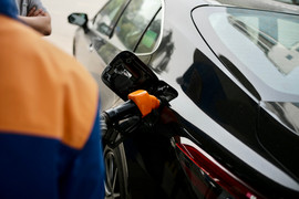 Giá xăng dầu hôm nay 13/9: Quay đầu tăng