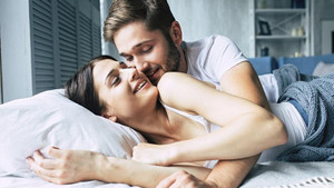 Thủ thỉ 4 điều này với chồng khi 'yêu', đảm bảo chàng sẽ 'mê như điếu đổ'